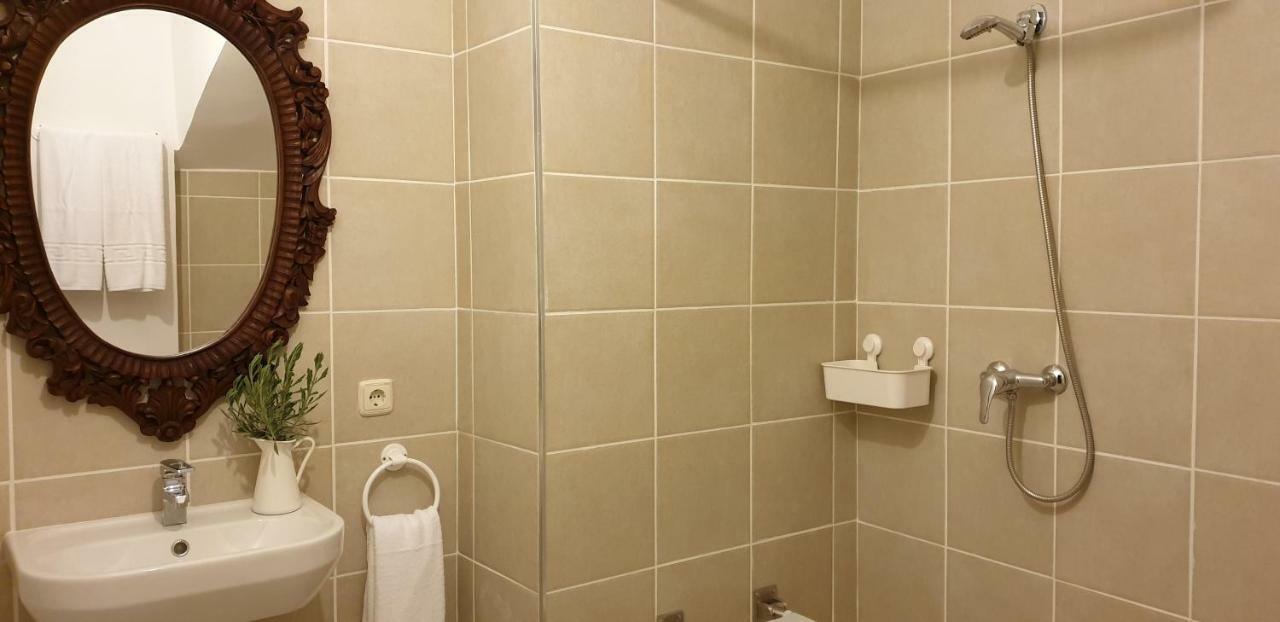Aljibe Del Albayzin Appartement Granada Buitenkant foto